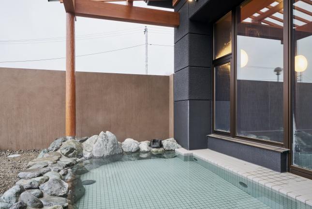 いちのみやももの里温泉外風呂